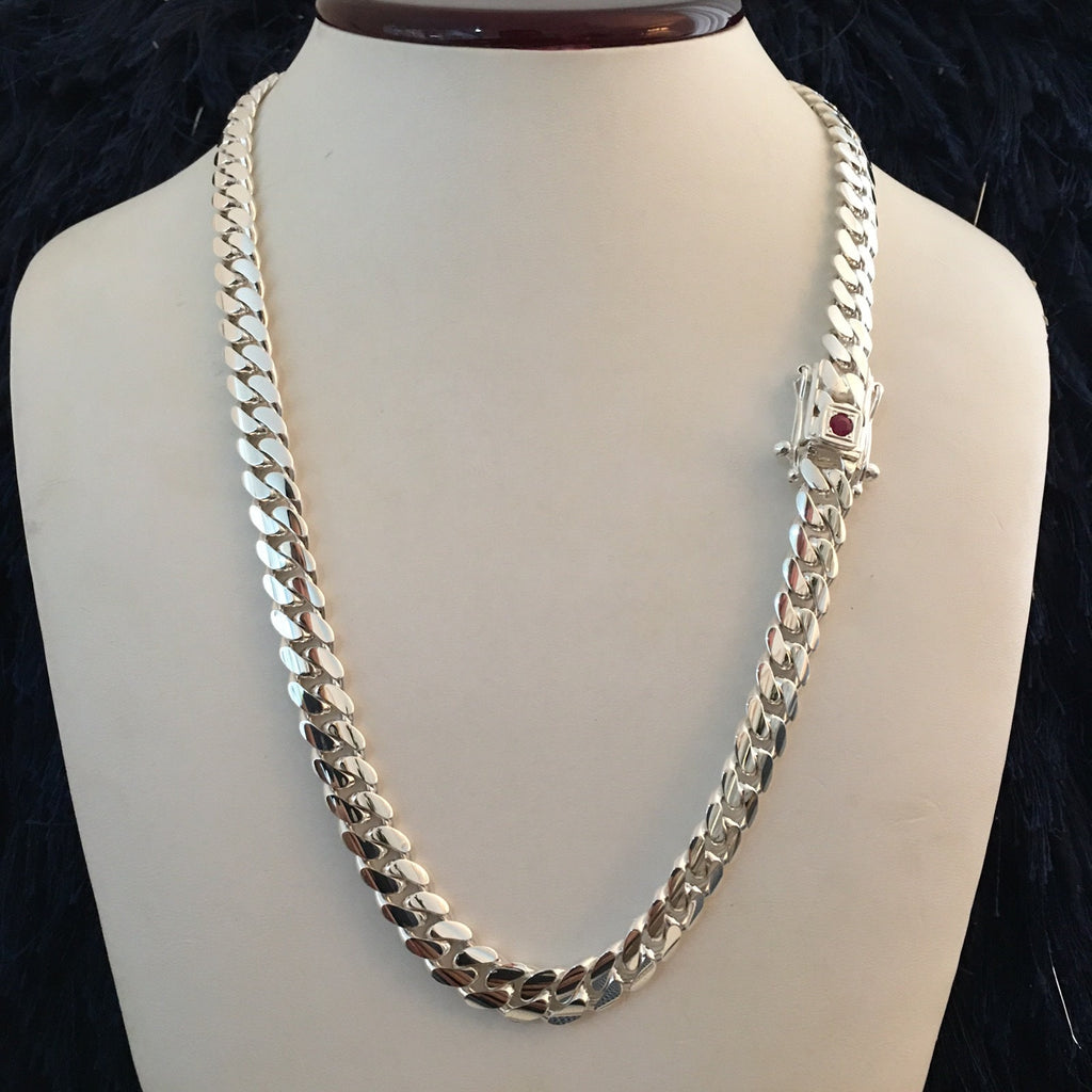 Silver Cuban link detail