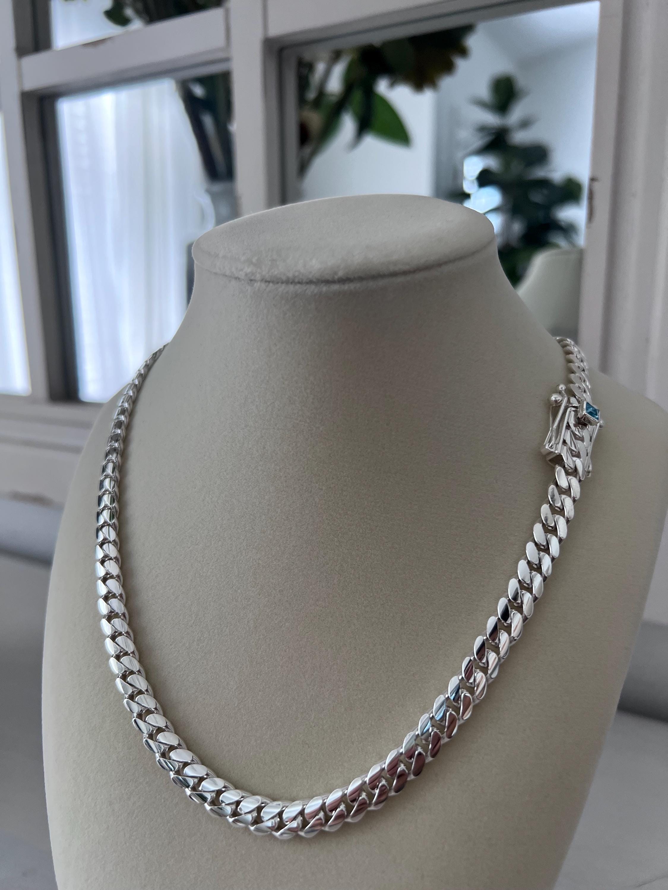 Silver Cuban link necklace