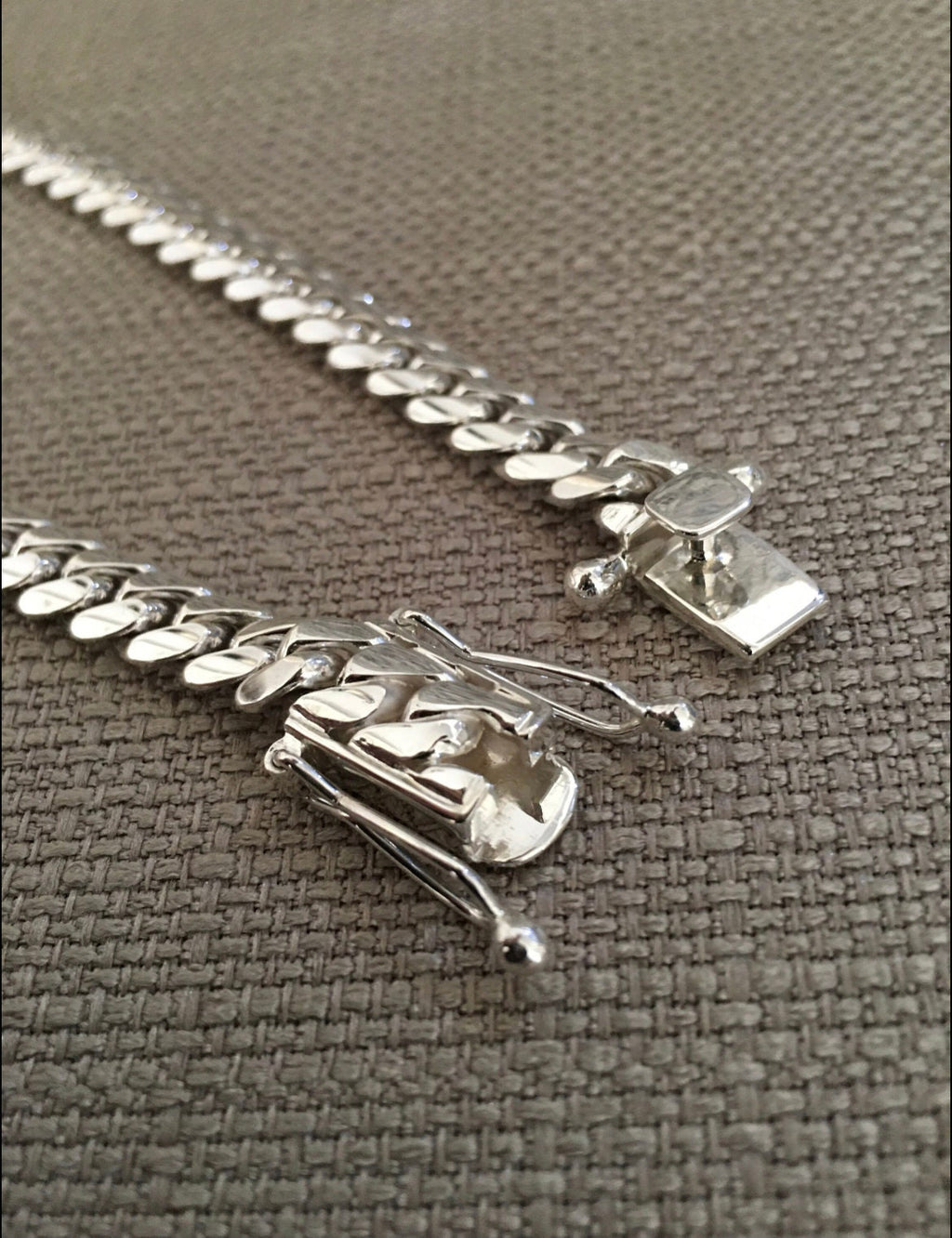 Chain worn
