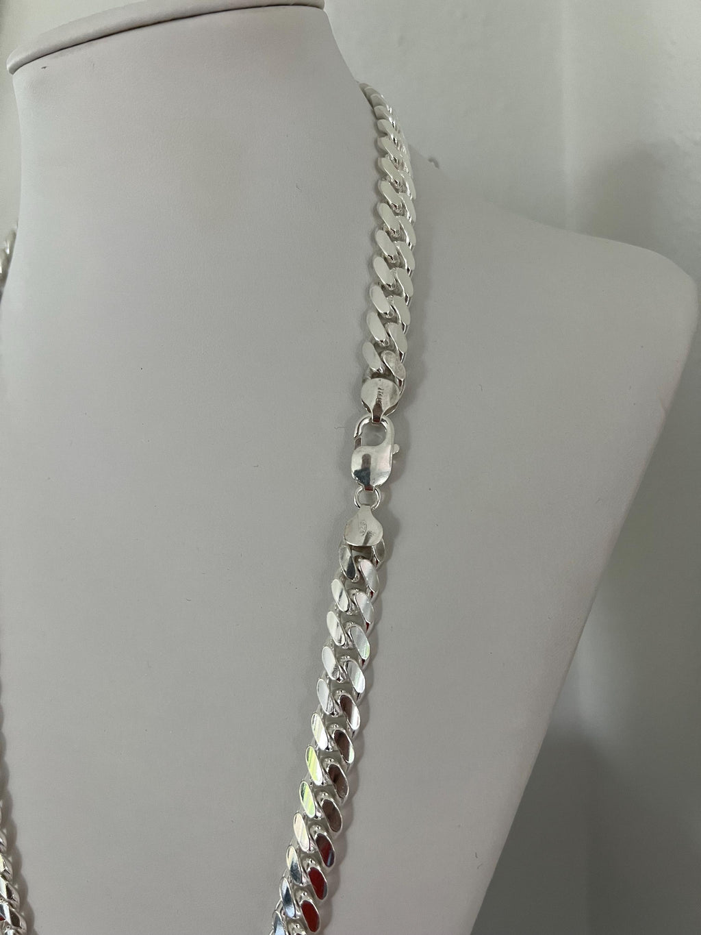 Chain close up