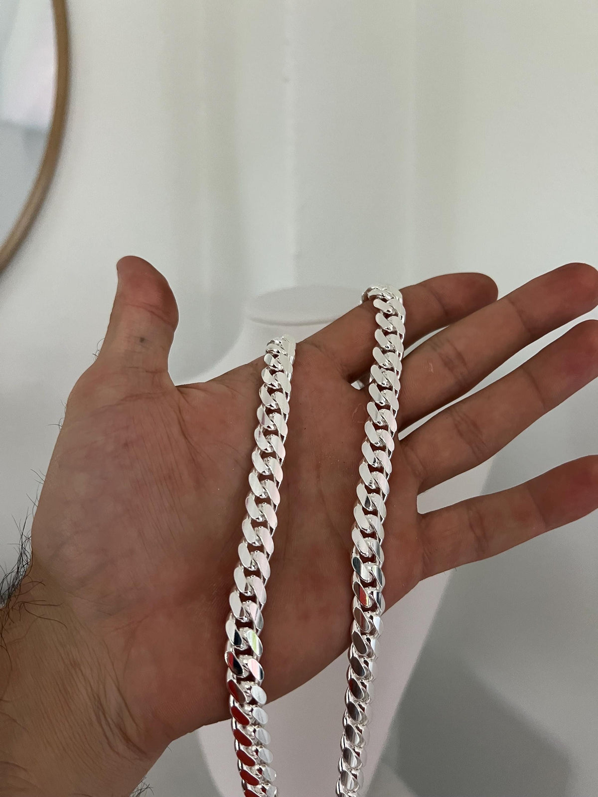 Chain worn