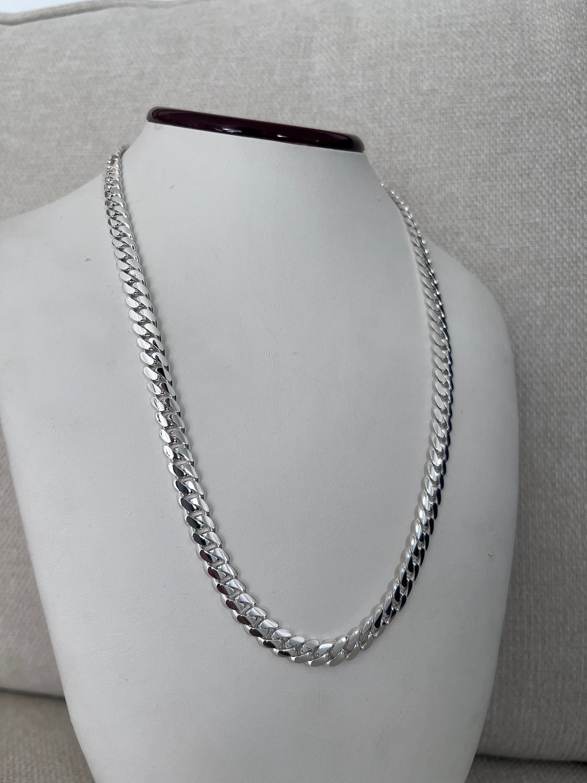 Chain worn