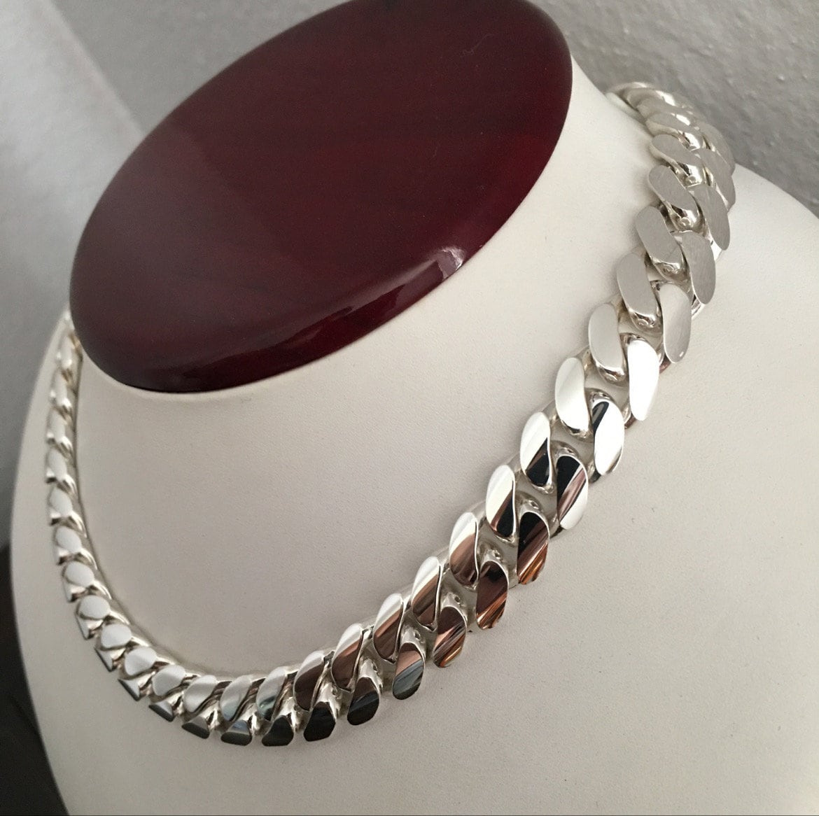 Chain close up