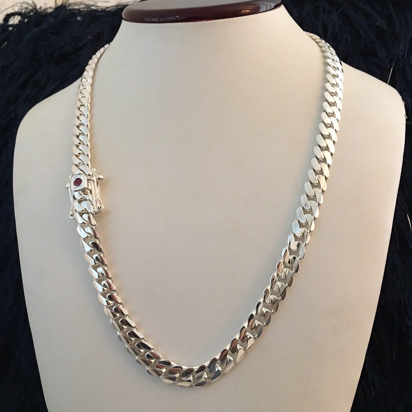 Chain close up