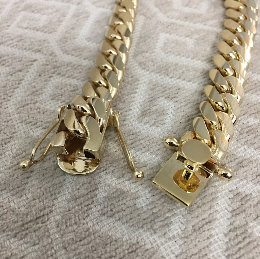 Gold links close up