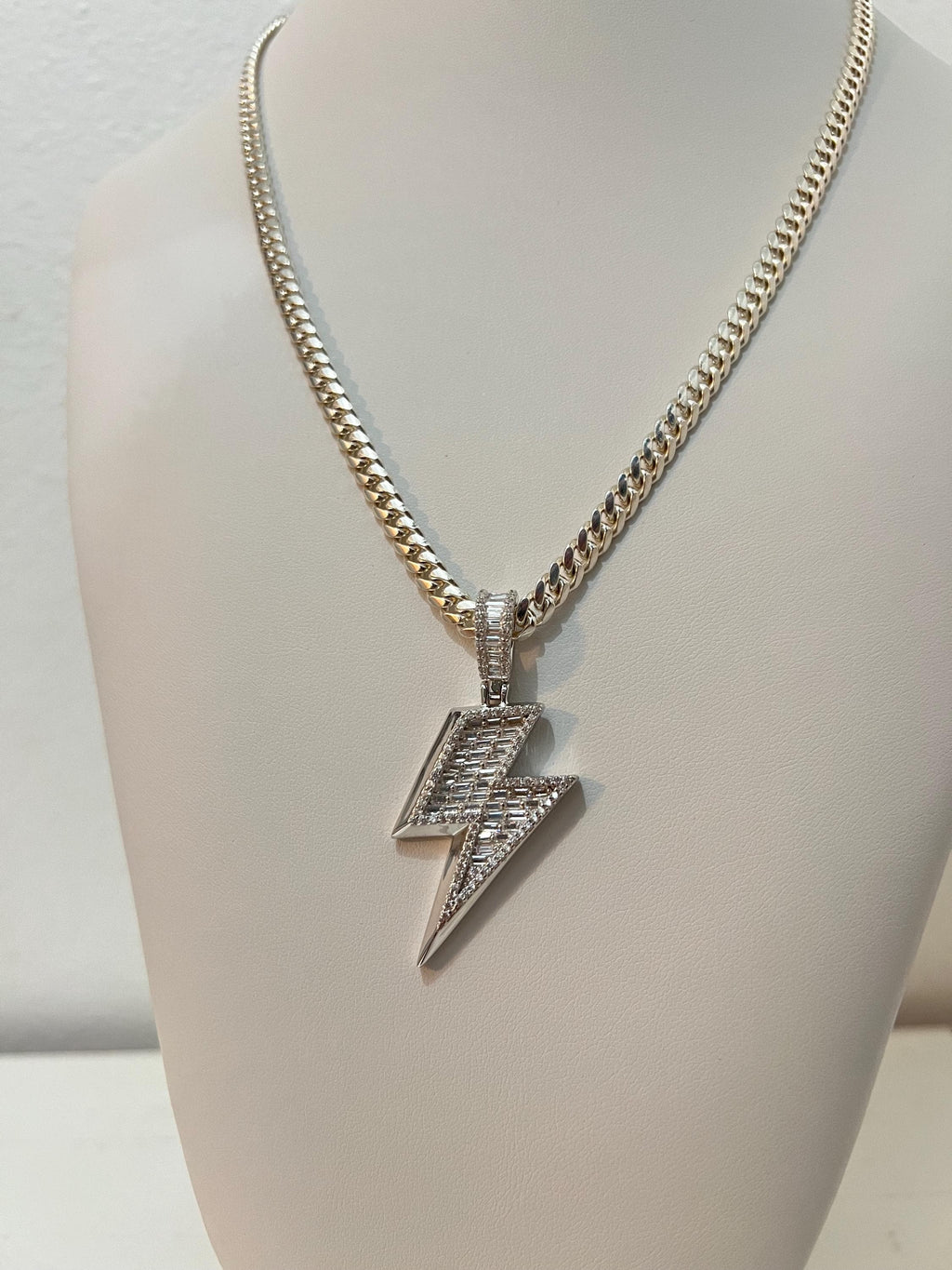 Silver lightning bolt pendant