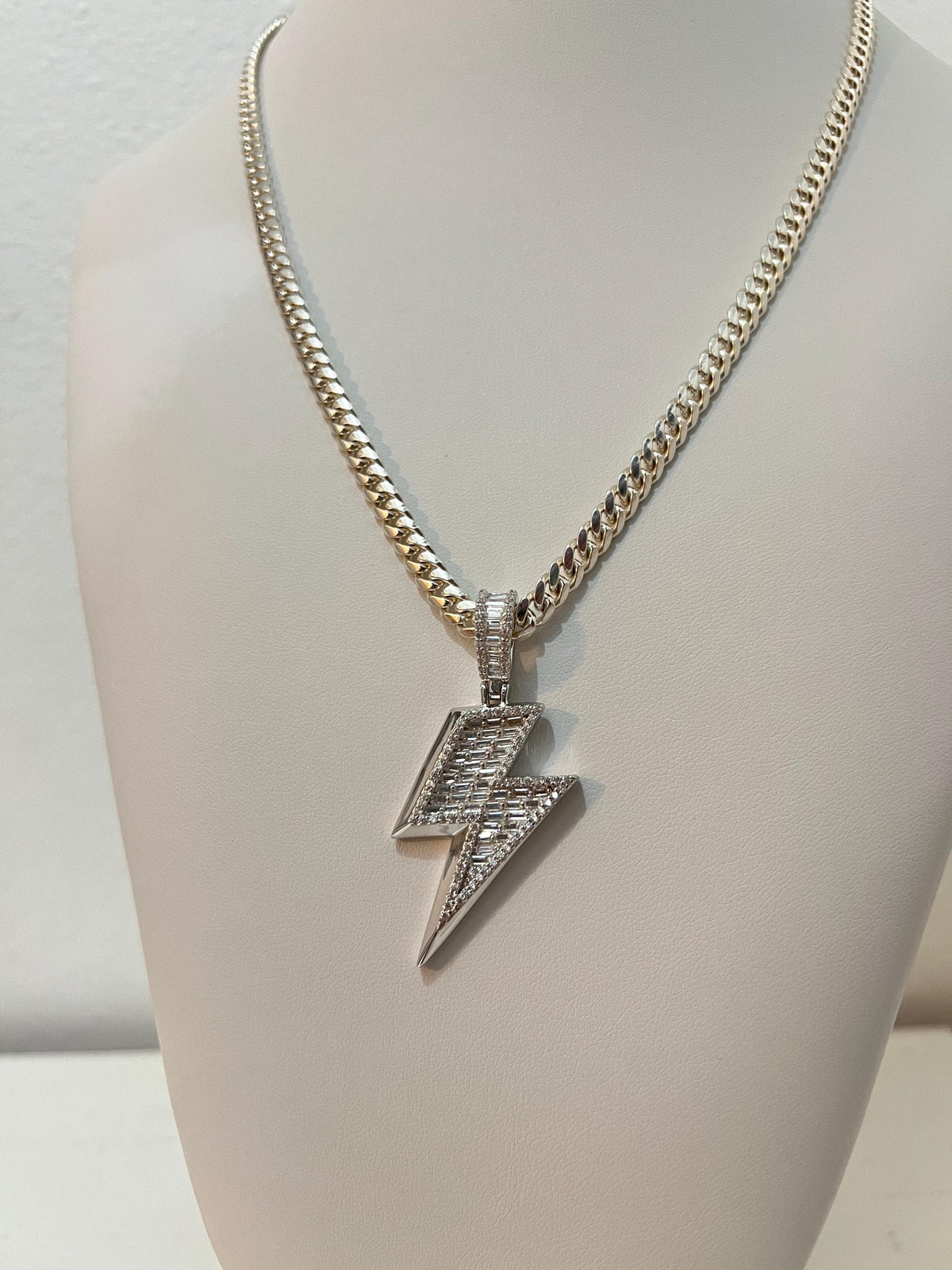 Silver lightning bolt pendant